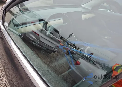 2018 Tesla Model 3 из США, поврежденный, VIN 5YJ3E1EB5JF149151